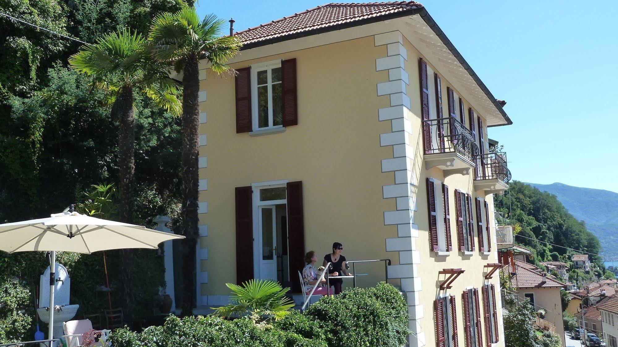 B&B Casa Forster Cannero Riviera Exterior photo