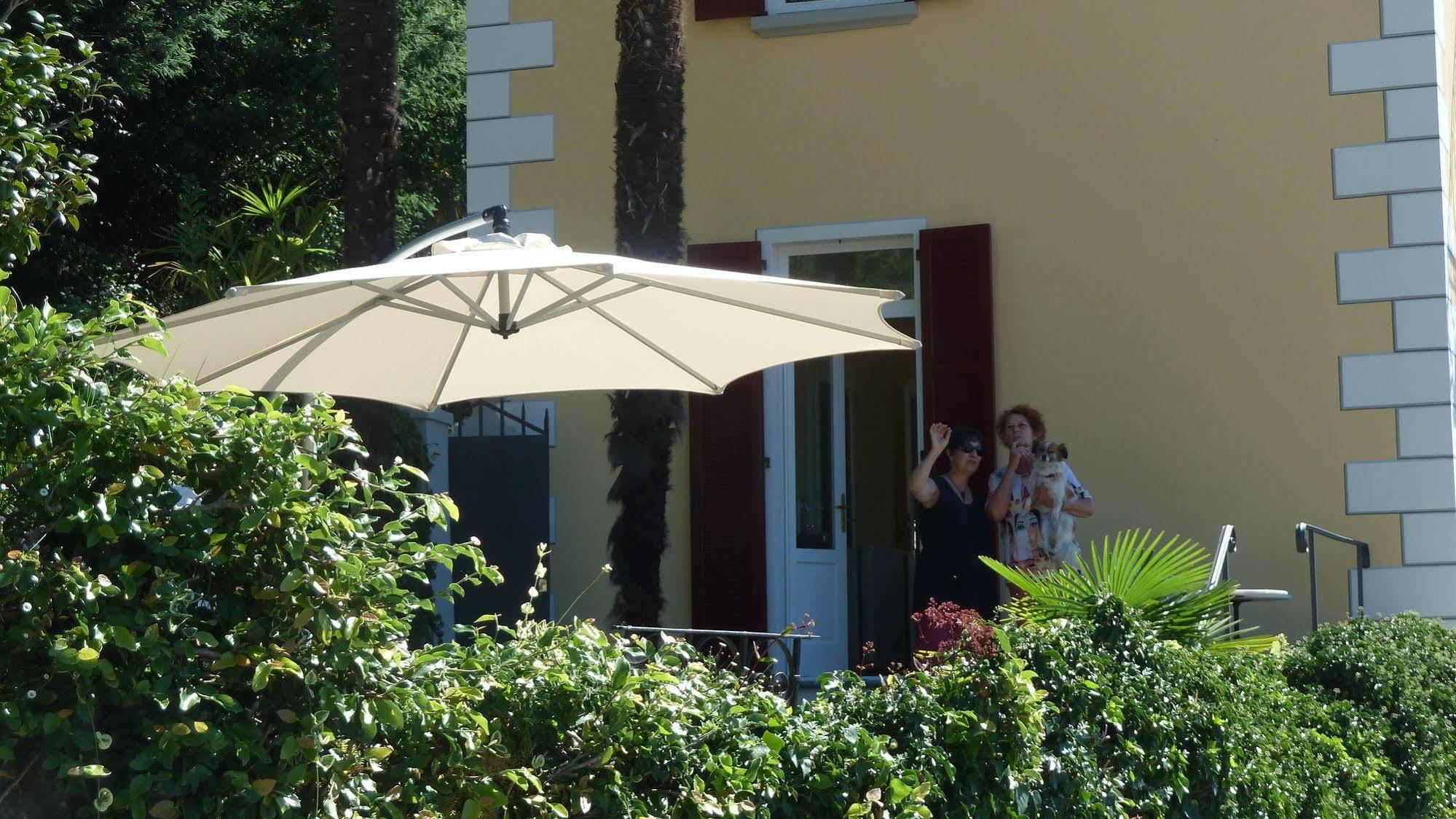 B&B Casa Forster Cannero Riviera Exterior photo